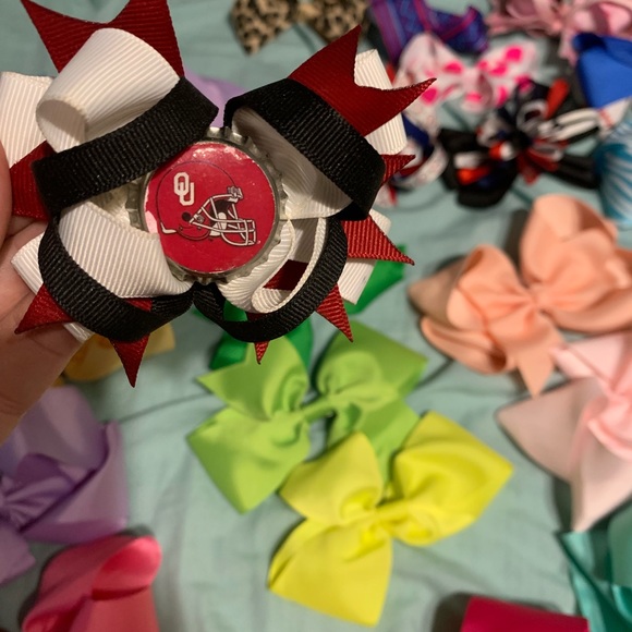 Bows - Picture 2 of 4